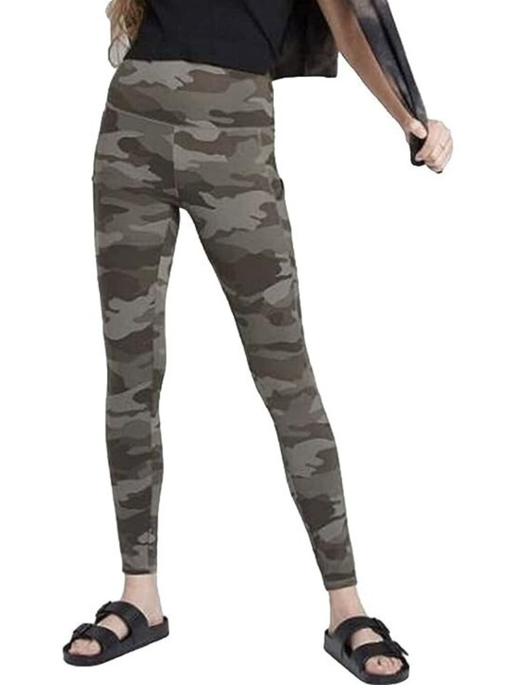 Wild Fable Classic Green Camo High Waist Soft Leggings w/ Pockets -- Small 4/6
